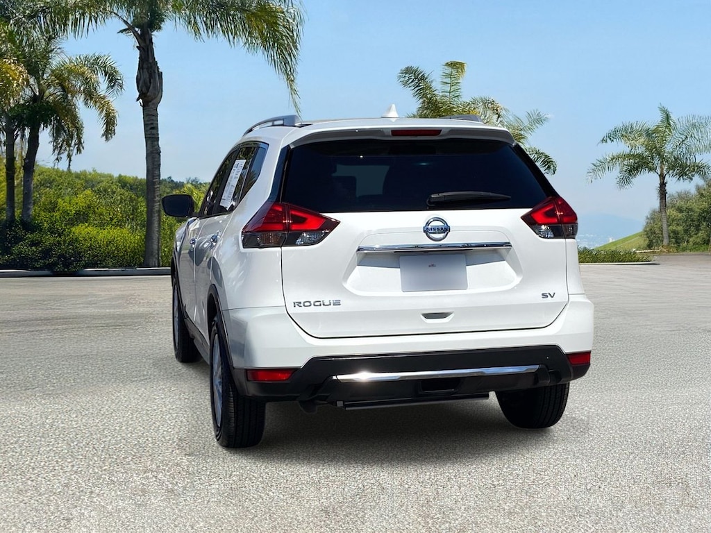 Used 2017 Nissan Rogue SV SUV