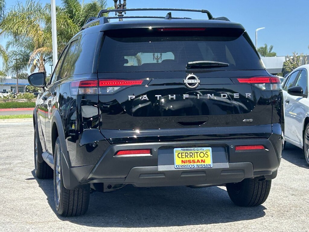 New 2026 Nissan Pathfinder SV SUV