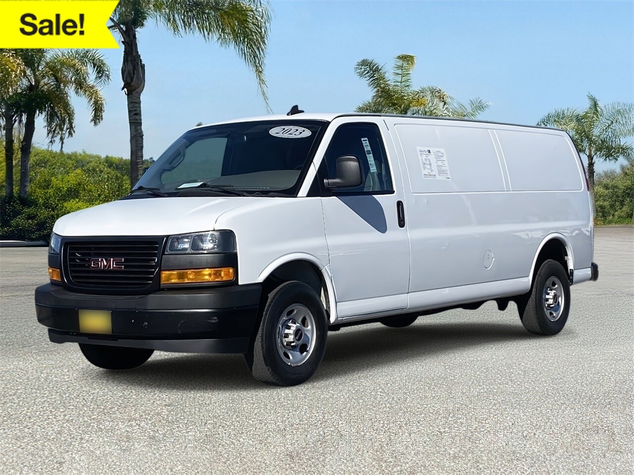 2023 GMC Savana Cargo Work Van's photo