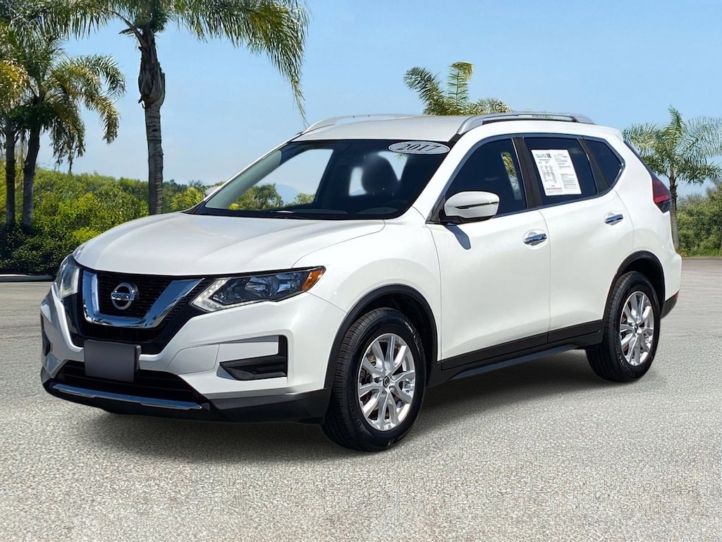 Used 2017 Nissan Rogue SV SUV