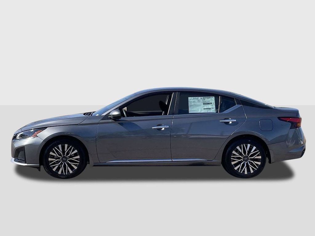 New 2026 Nissan Altima SV Sedan