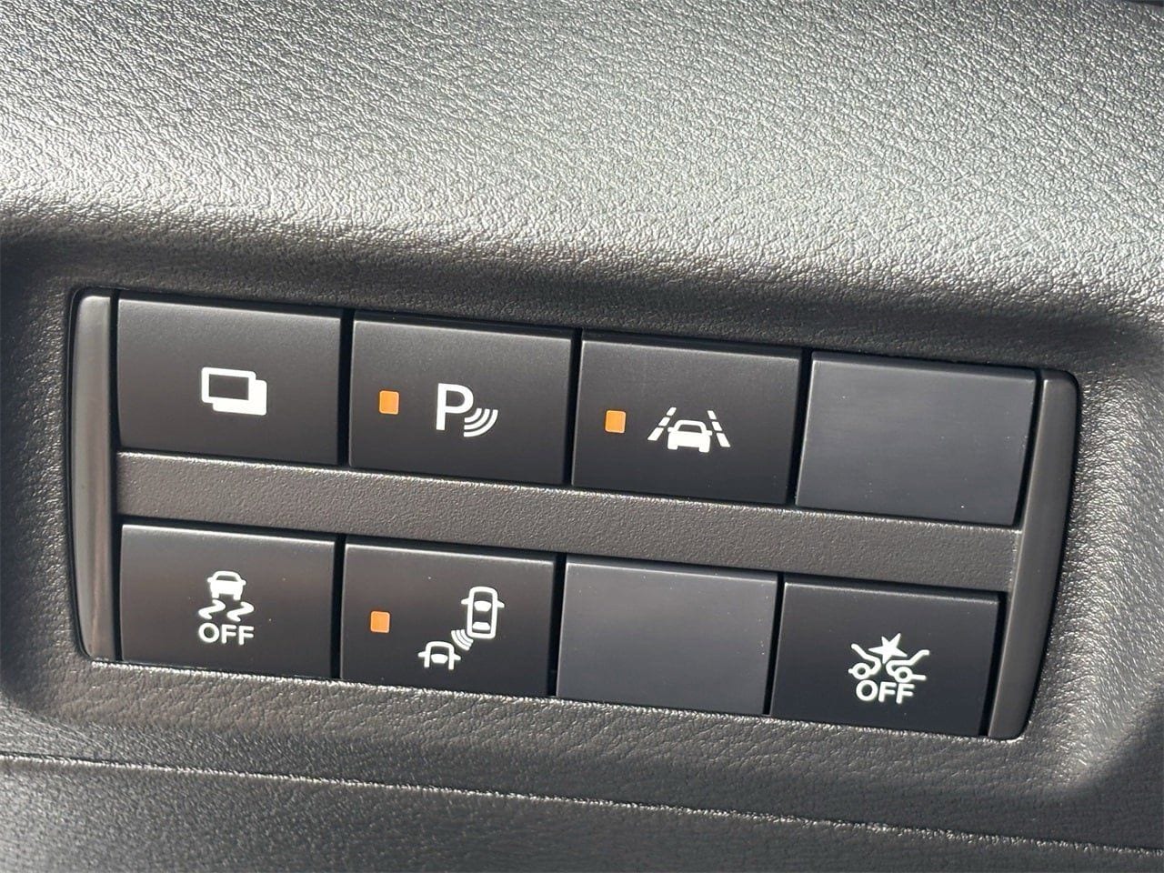 2025 Nissan KICKS PLAY Base - Photo 35