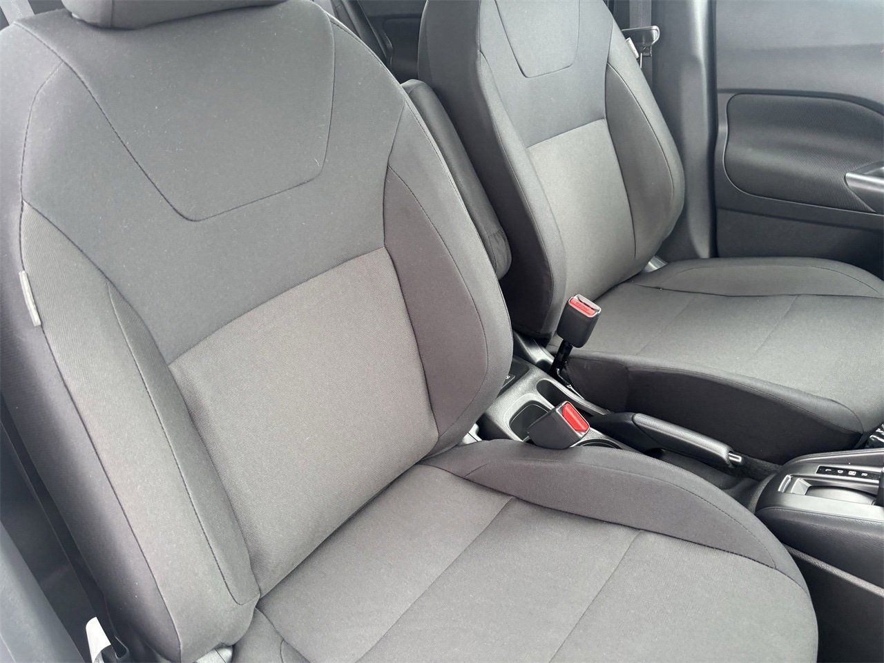 2025 Nissan KICKS PLAY Base - Photo 11