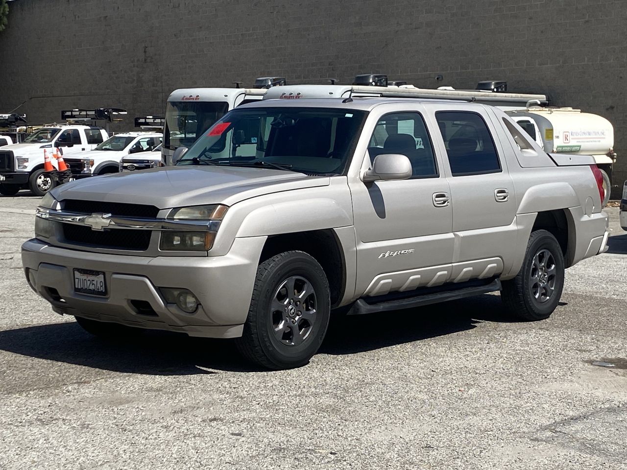 Used 2005 Chevrolet Avalanche Base with VIN 3GNEC12Z45G176137 for sale in Cerritos, CA