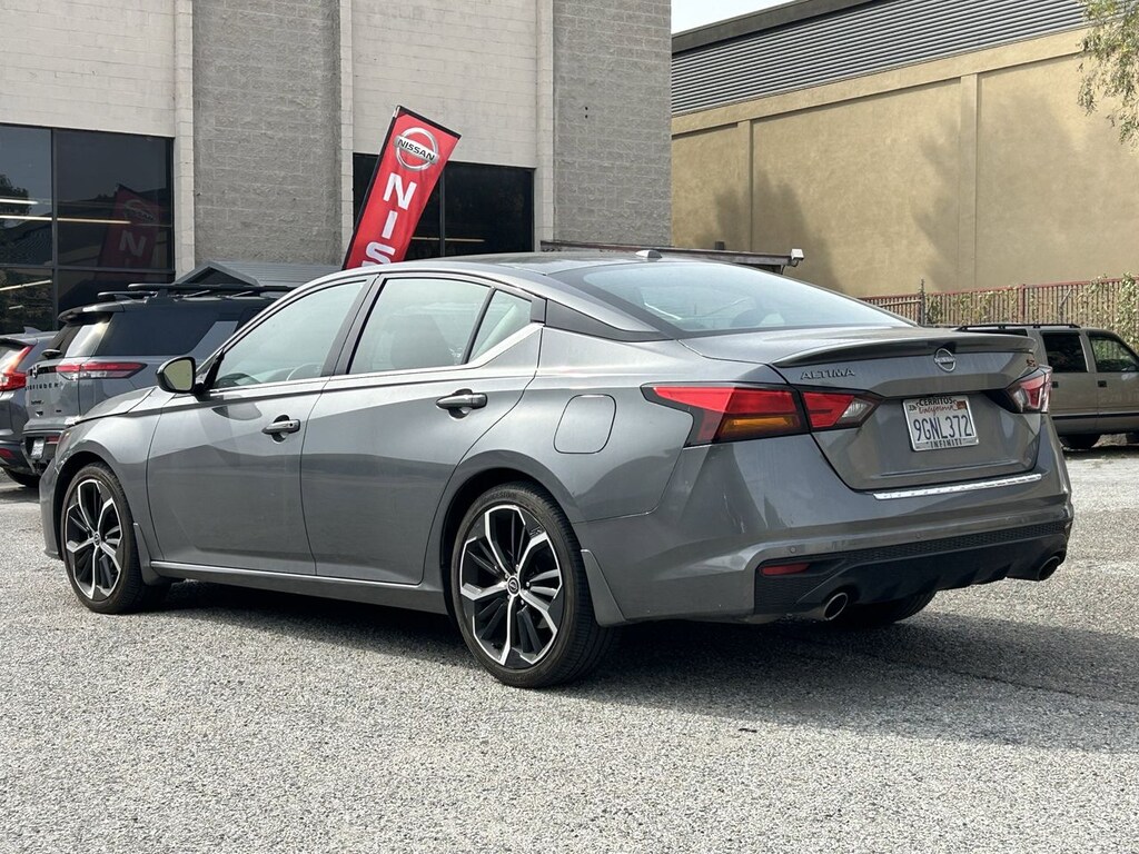 Certified 2023 Nissan