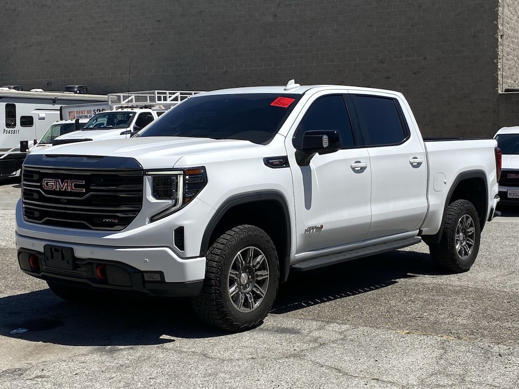 Used 2024 GMC