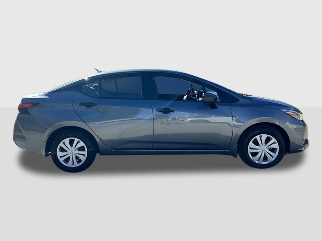 New 2025 Nissan Versa 1.6 S Sedan