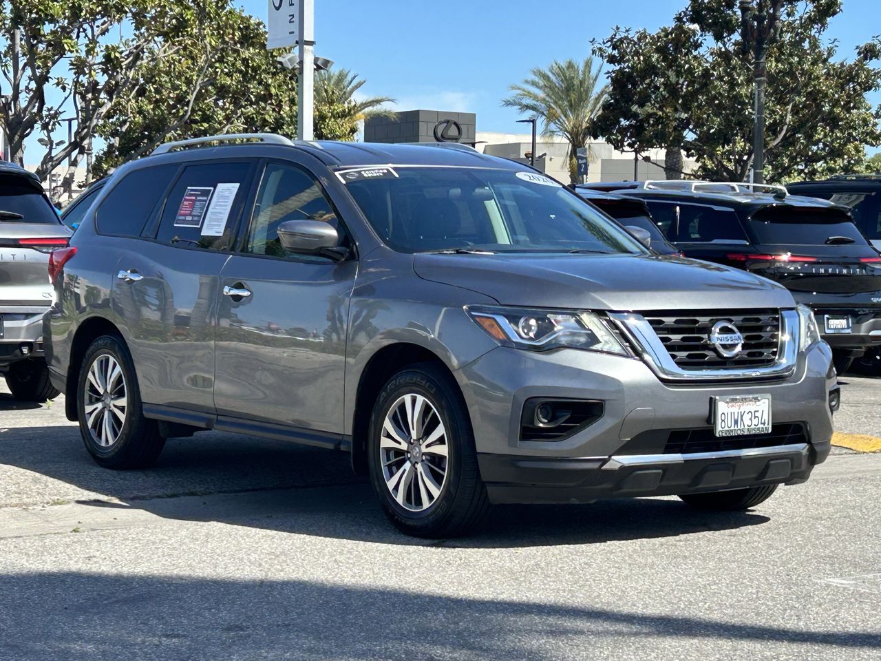 2020 Nissan Pathfinder S photo 5