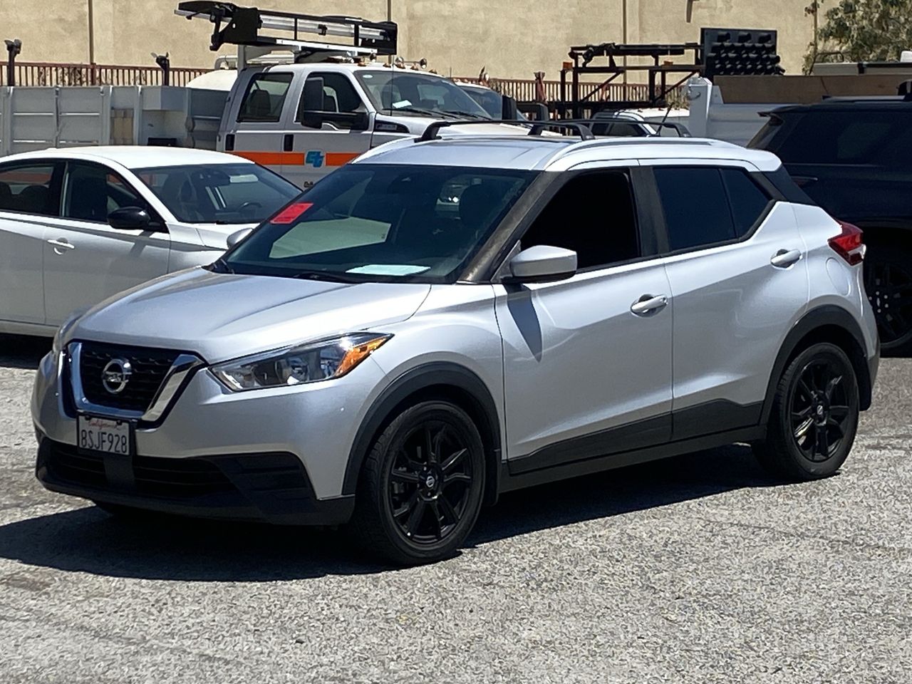 Used 2020 Nissan Kicks SV with VIN 3N1CP5CV5LL511968 for sale in Cerritos, CA
