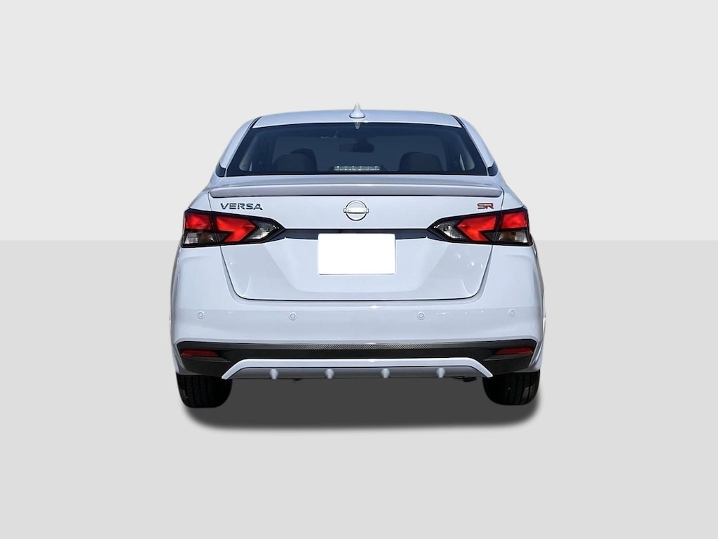 New 2025 Nissan Versa 1.6 SR Sedan