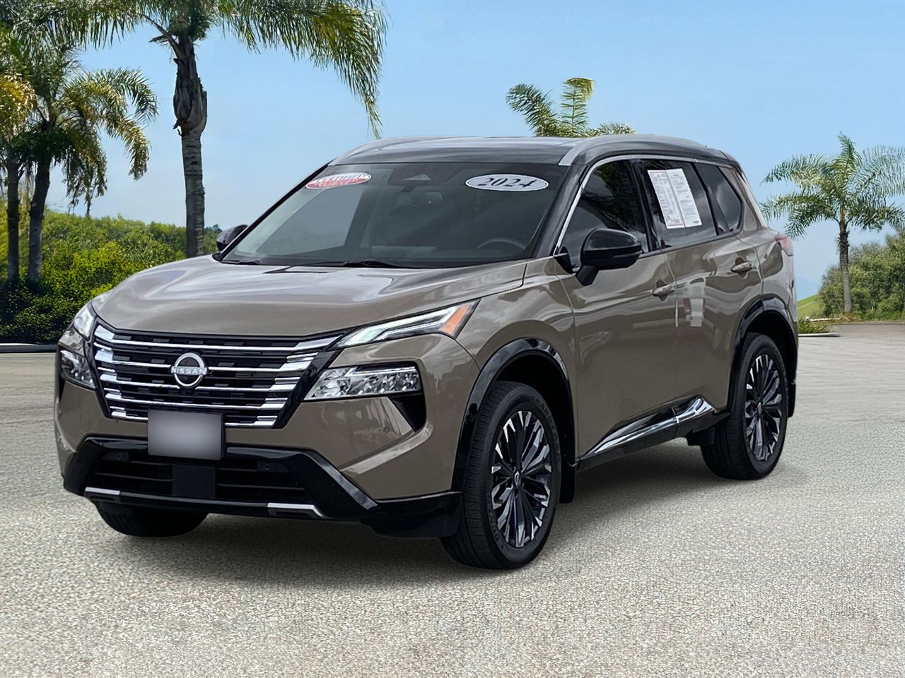 2024 Nissan Rogue Platinum FWD's photo
