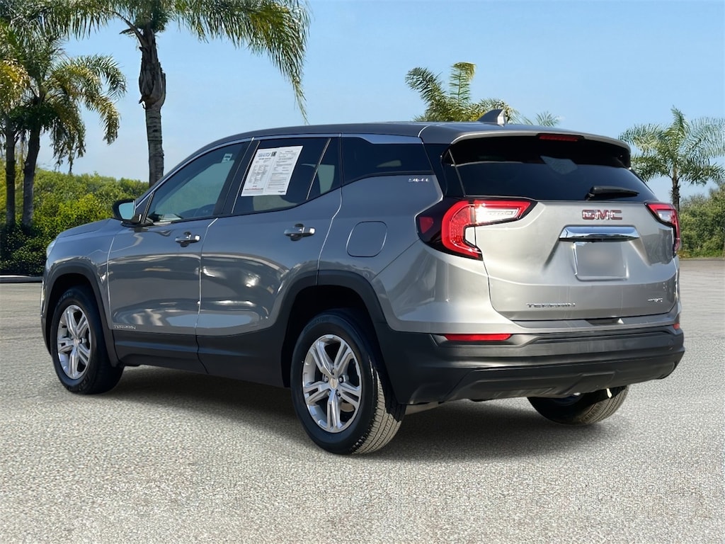 Used 2024 GMC Terrain SLE SUV