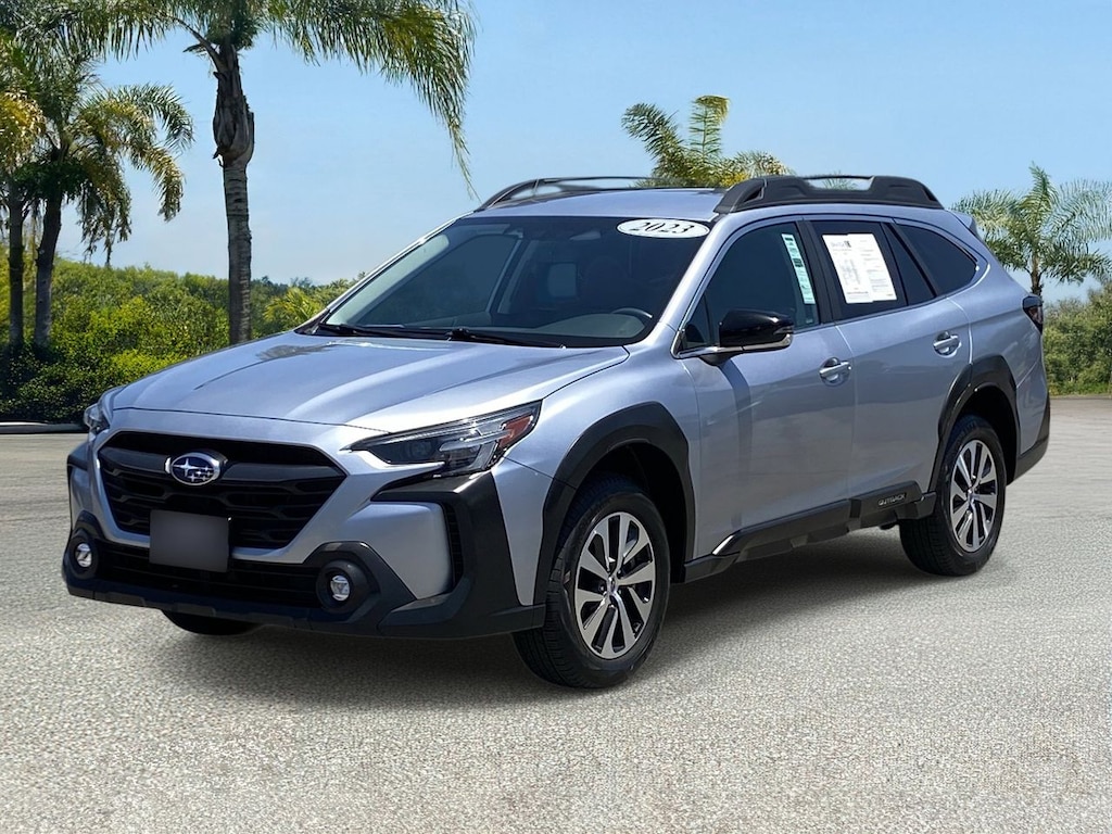 Used 2023 Subaru Outback Premium SUV