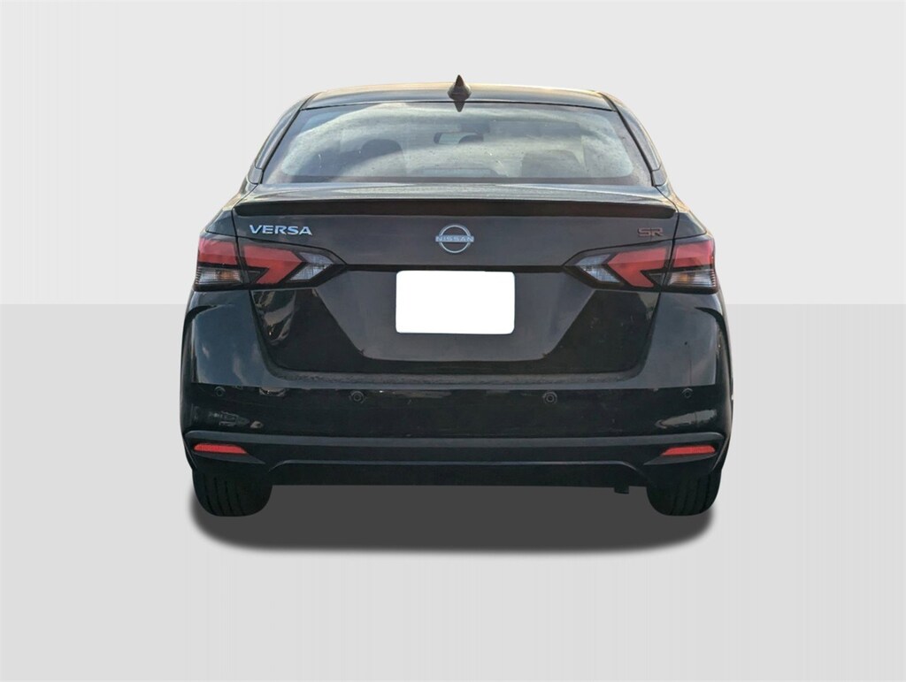 New 2025 Nissan Versa 1.6 SR Sedan