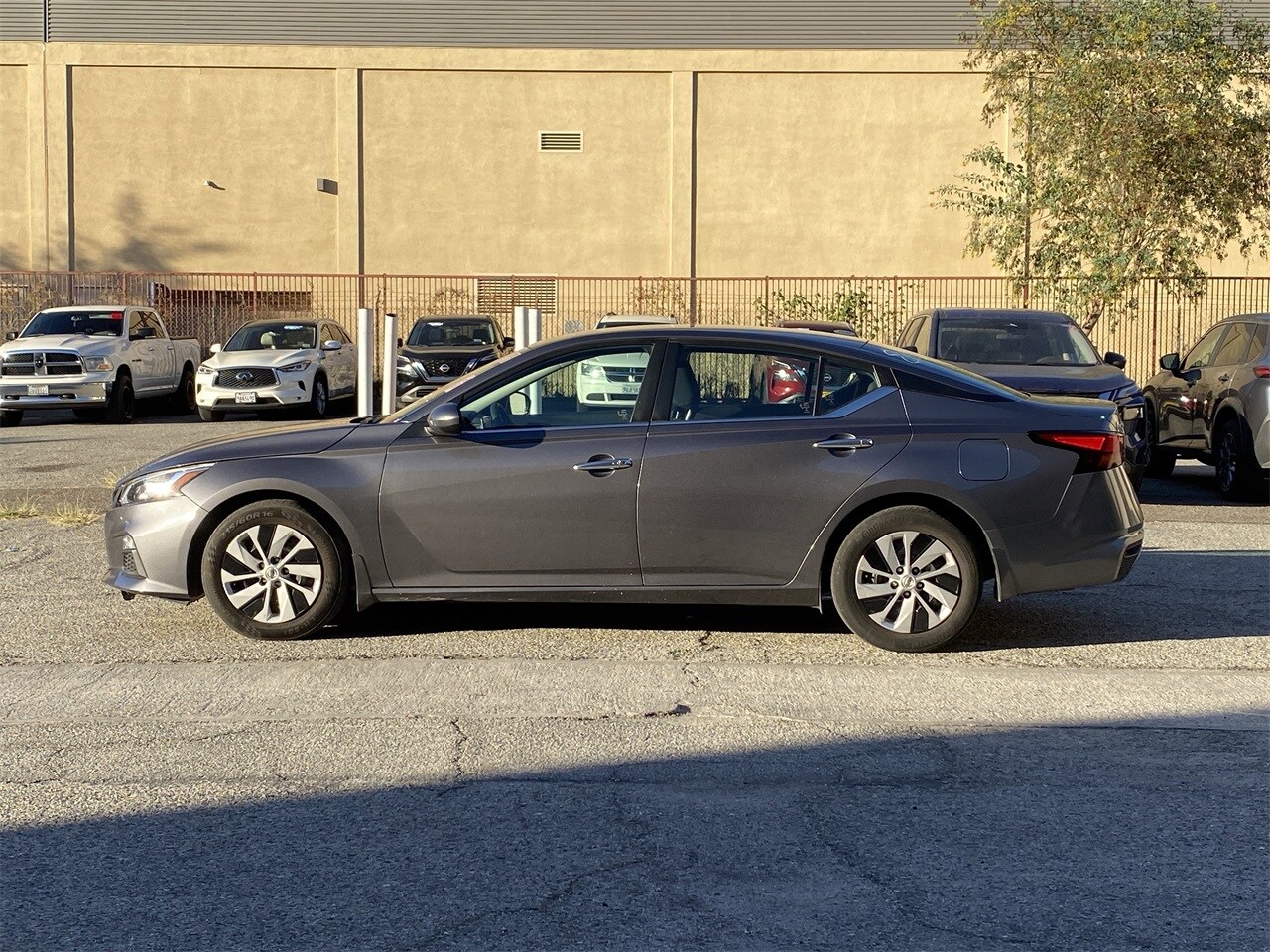2021 Nissan Altima 2.5 S photo 2