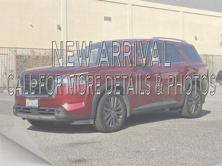2022 Nissan Pathfinder SL SUV