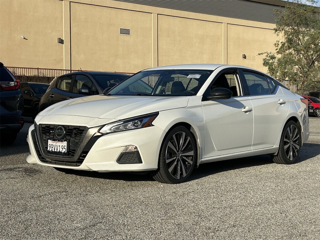 Certified 2022 Nissan Altima 2.5 SR Sedan