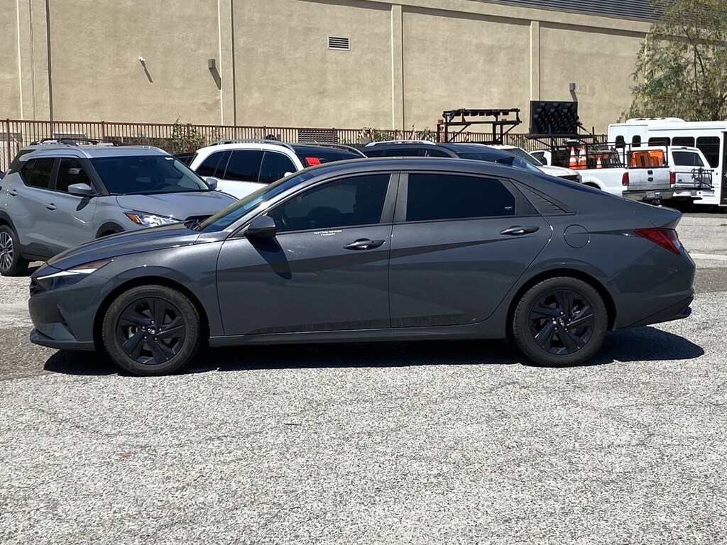 Used 2023 Hyundai Elantra HEV Blue Sedan