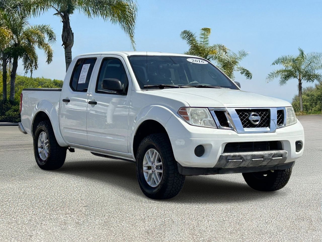 2016 Nissan Frontier SV photo 5