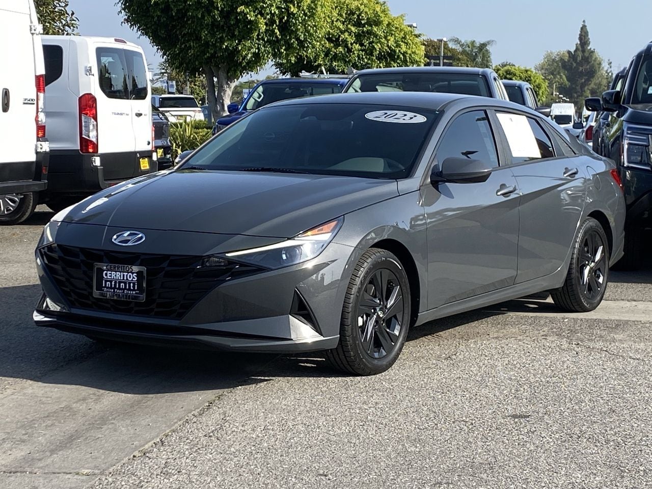 2023 Hyundai Elantra 1.6 HEV Blue's photo