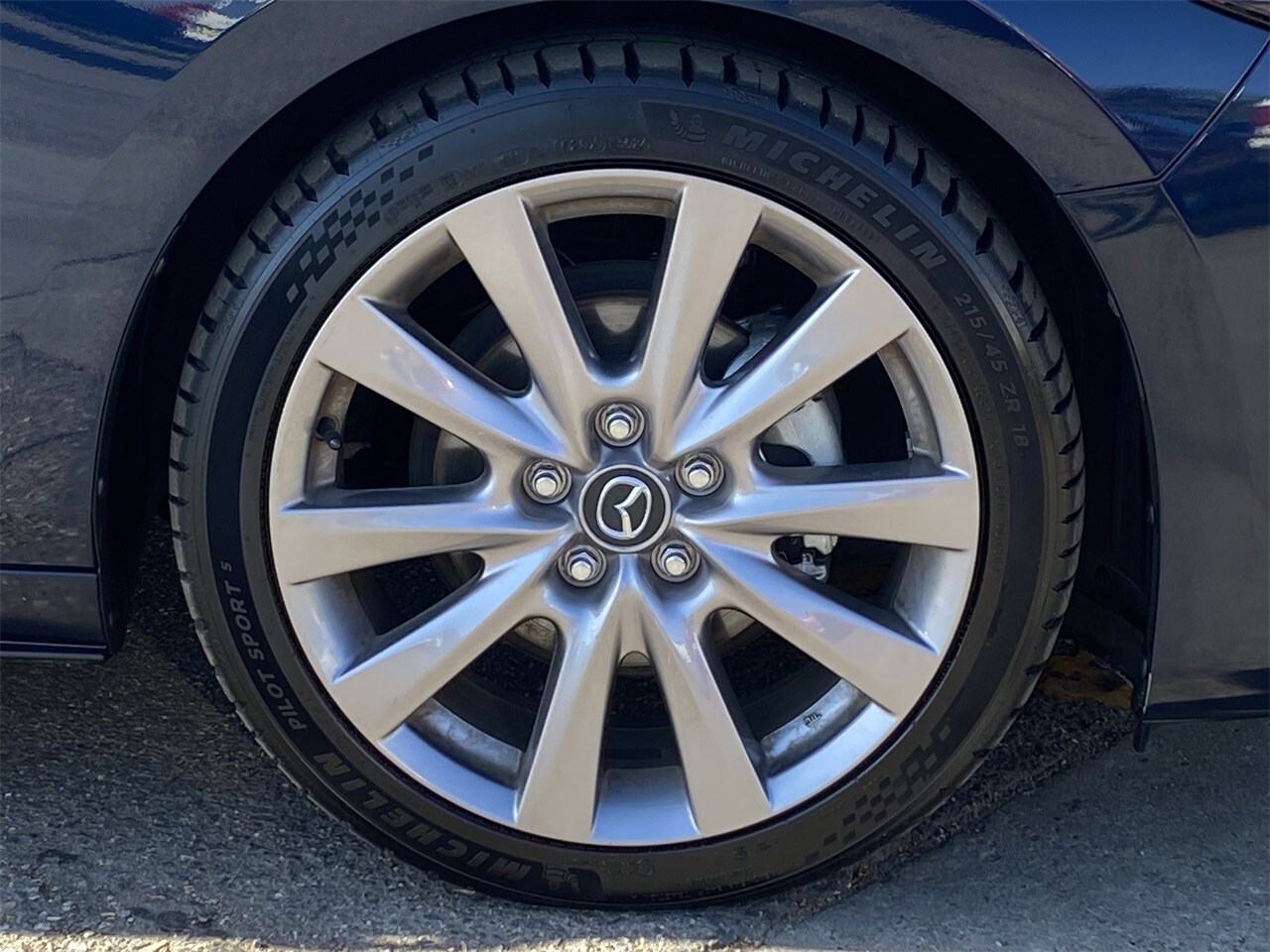 2021 Mazda Mazda3 Preferred photo 2
