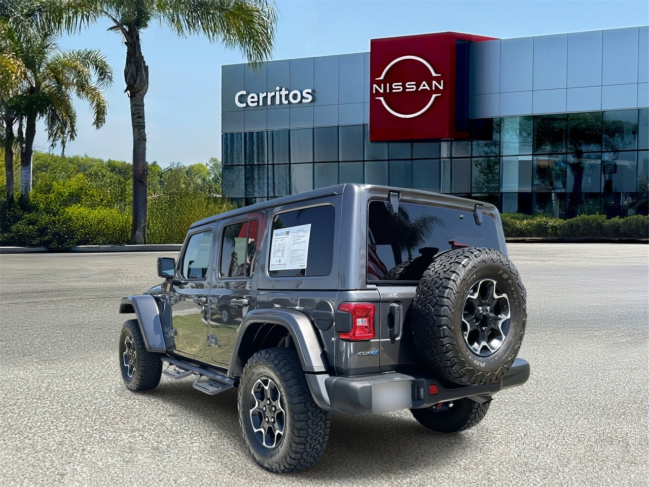 Used 2022 Jeep Wrangler Unlimited Rubicon 4XE with VIN 1C4JJXR67NW205725 for sale in Cerritos, CA