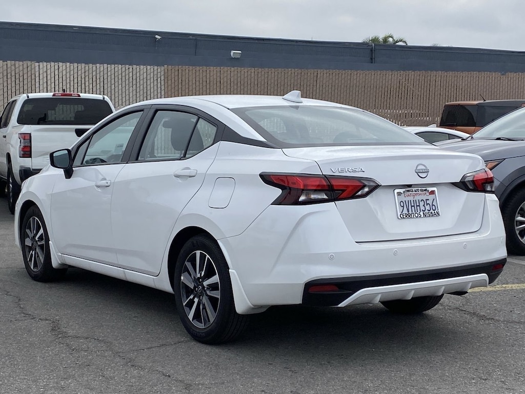 Certified 2025 Nissan Versa 1.6 SV Sedan