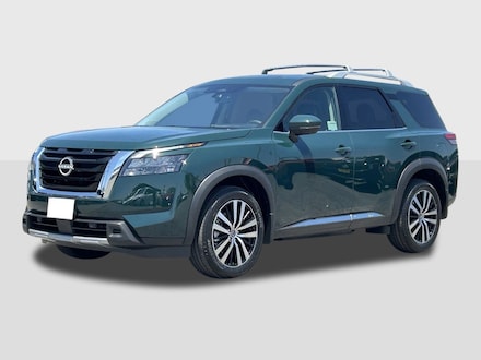 2025 Nissan Pathfinder Platinum SUV