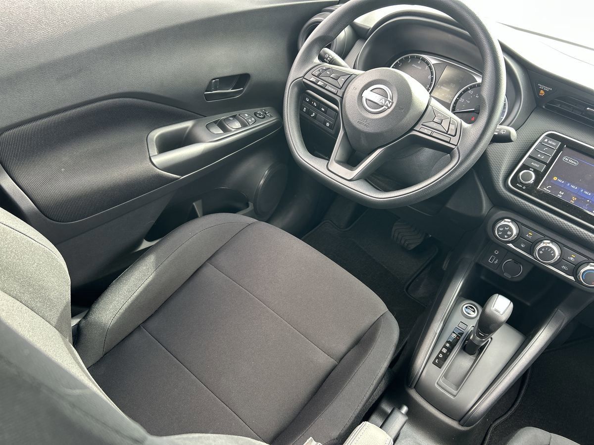 2025 Nissan KICKS PLAY Base - Photo 15