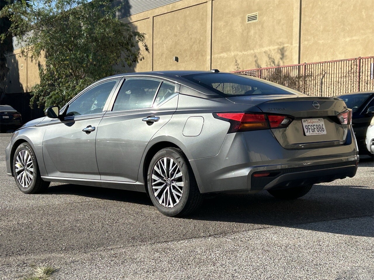 2023 Nissan Altima 2.5 SV photo 3