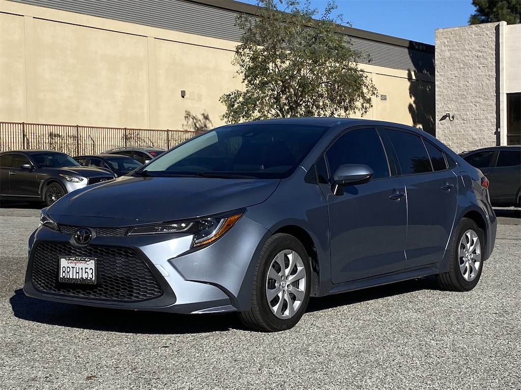 Used 2020 Toyota Corolla LE Sedan