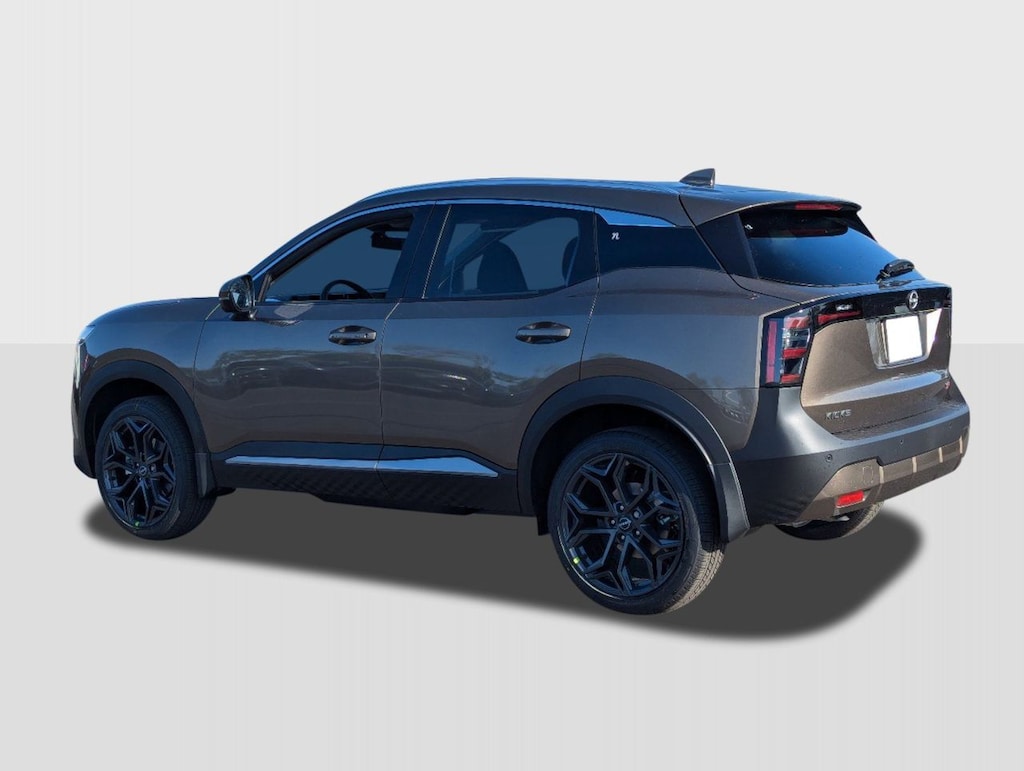 New 2026 Nissan Kicks SR SUV