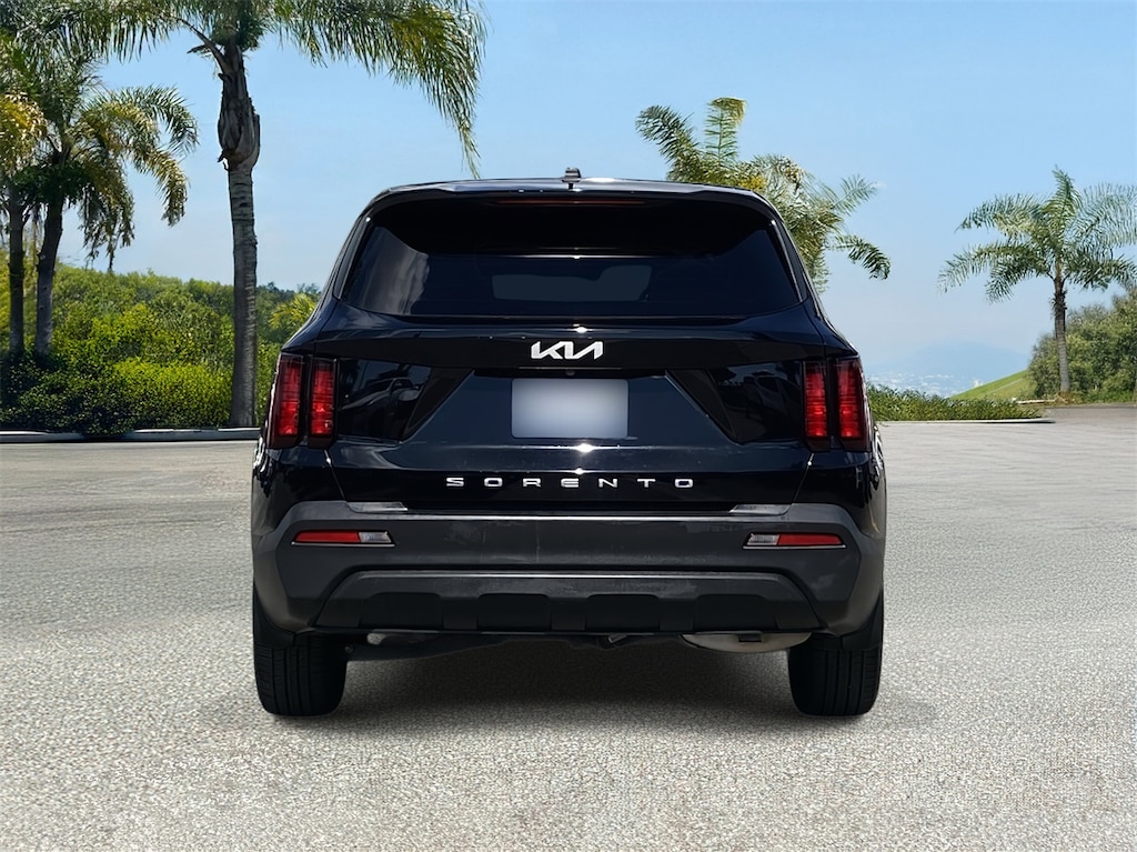Used 2022 Kia Sorento LX SUV