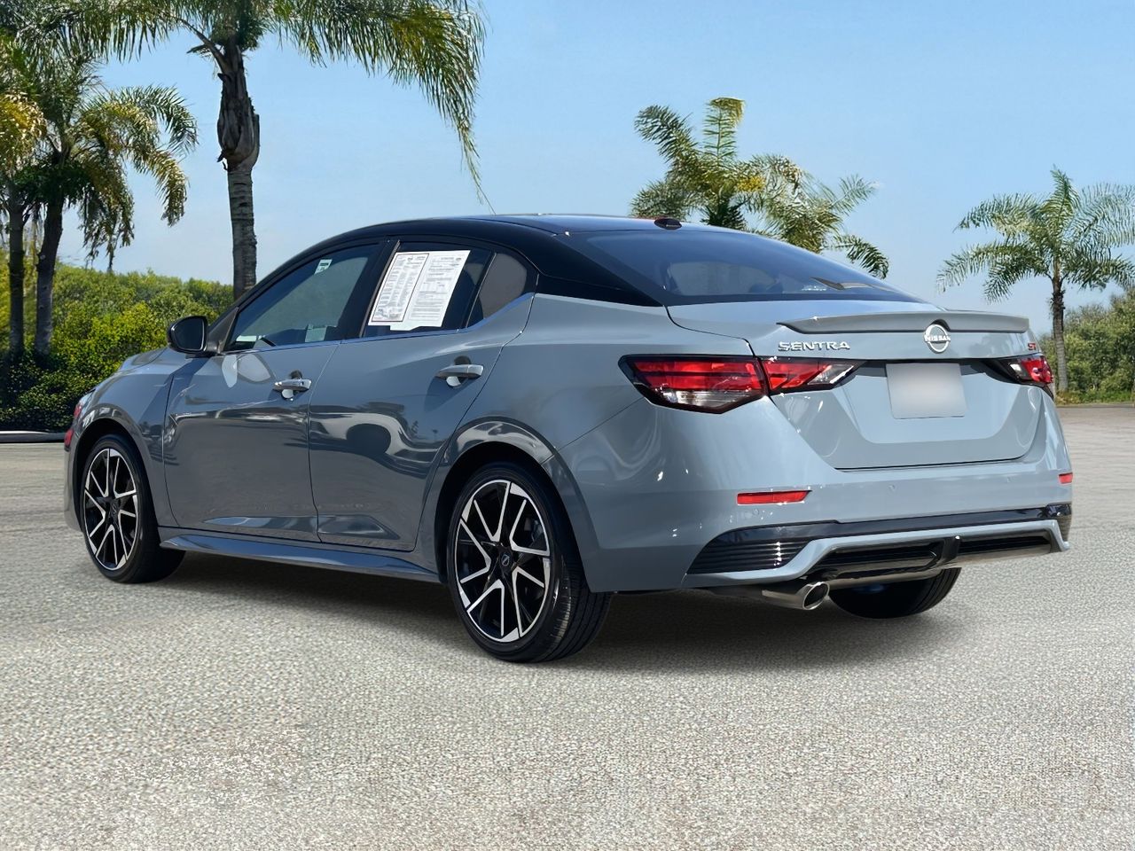 2025 Nissan Sentra SR photo 2