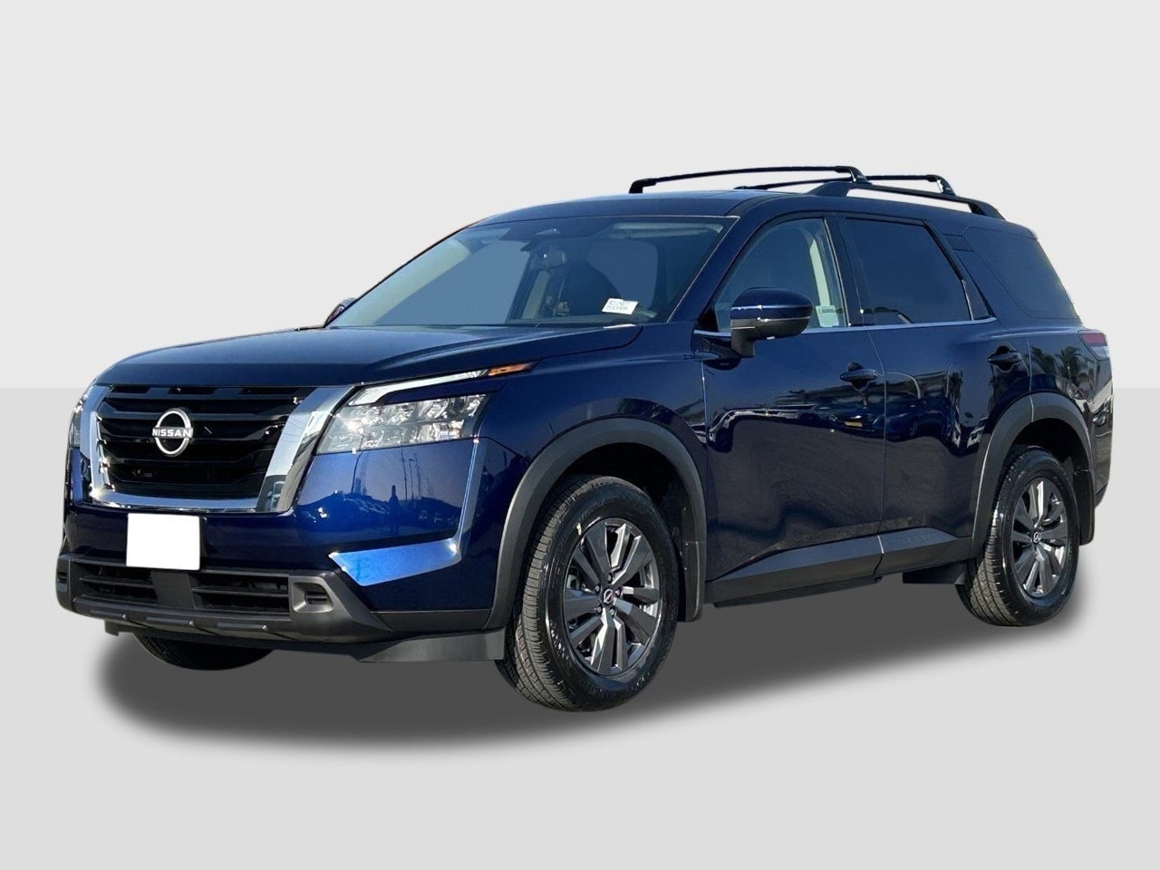 2025 Nissan Pathfinder SV's photo