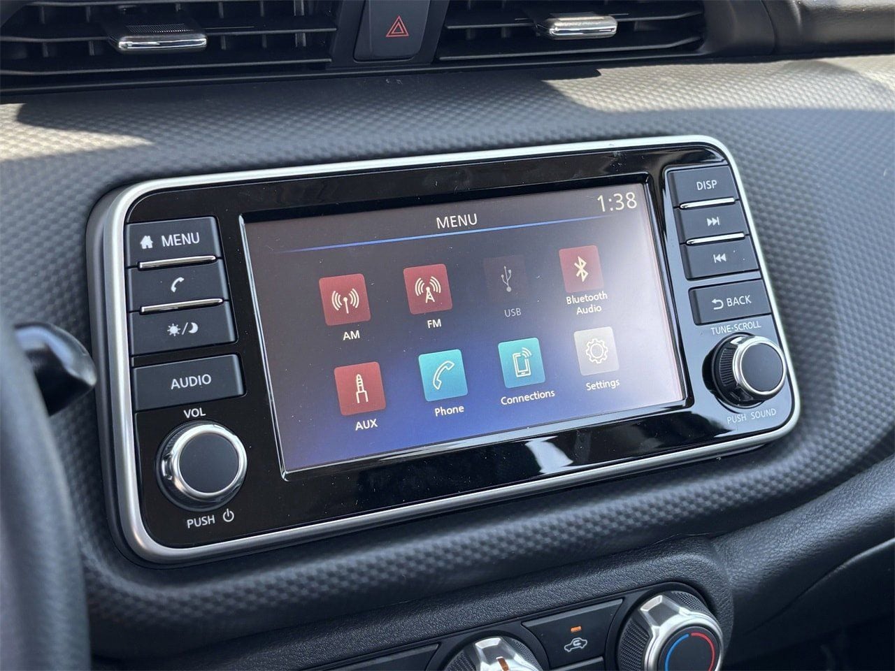 2025 Nissan KICKS PLAY Base - Photo 26