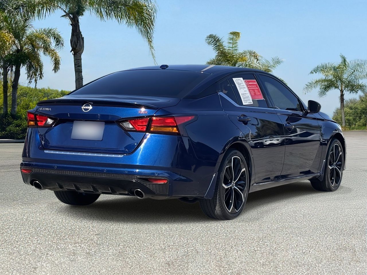 2023 Nissan Altima 2.5 SR photo 4