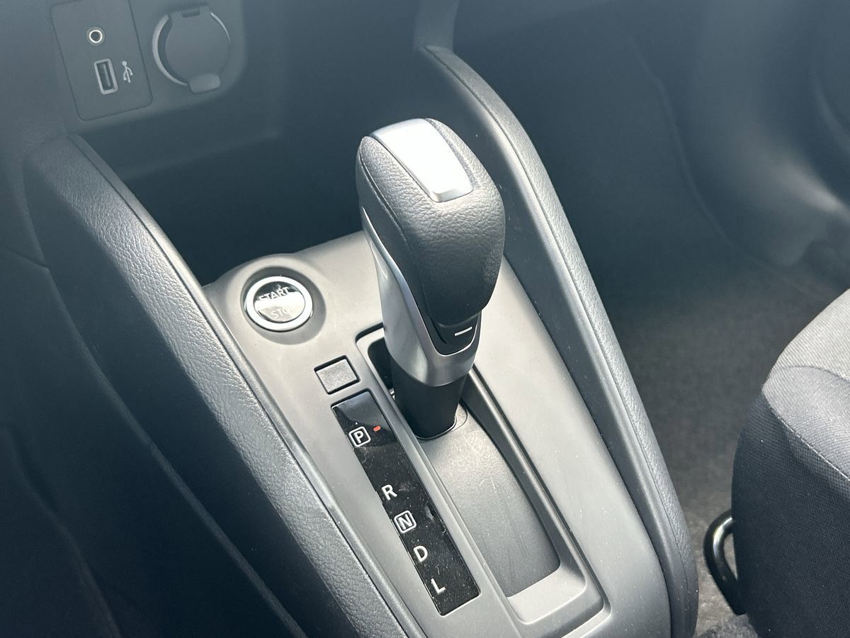 2025 Nissan KICKS PLAY Base - Photo 27