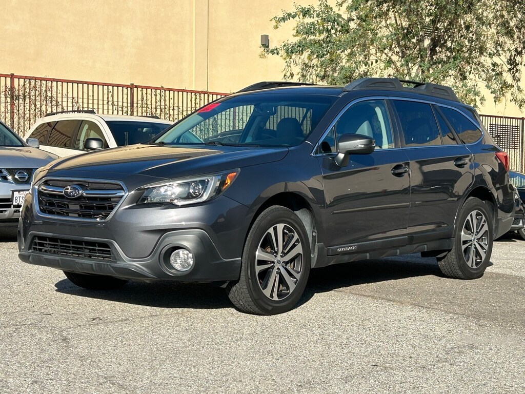 Used 2018 Subaru Outback 2.5i SUV