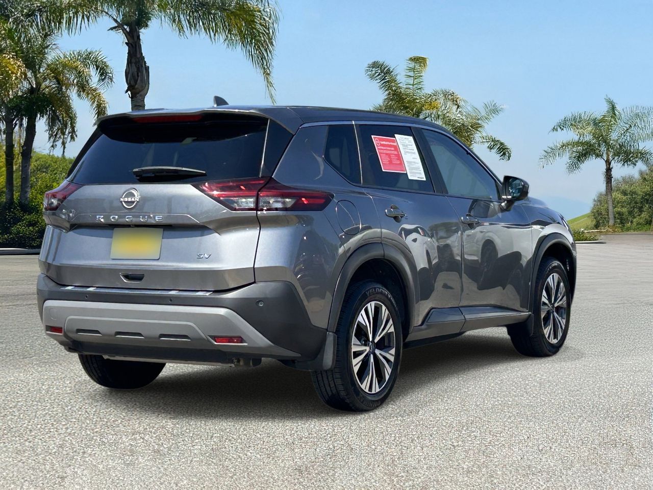 2023 Nissan Rogue SV photo 4