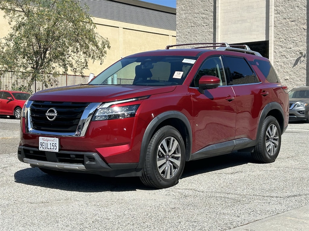 Certified 2023 Nissan Pathfinder SL SUV