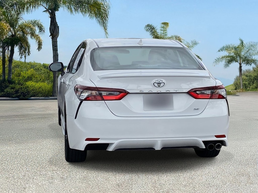 Used 2023 Toyota Camry SE Sedan