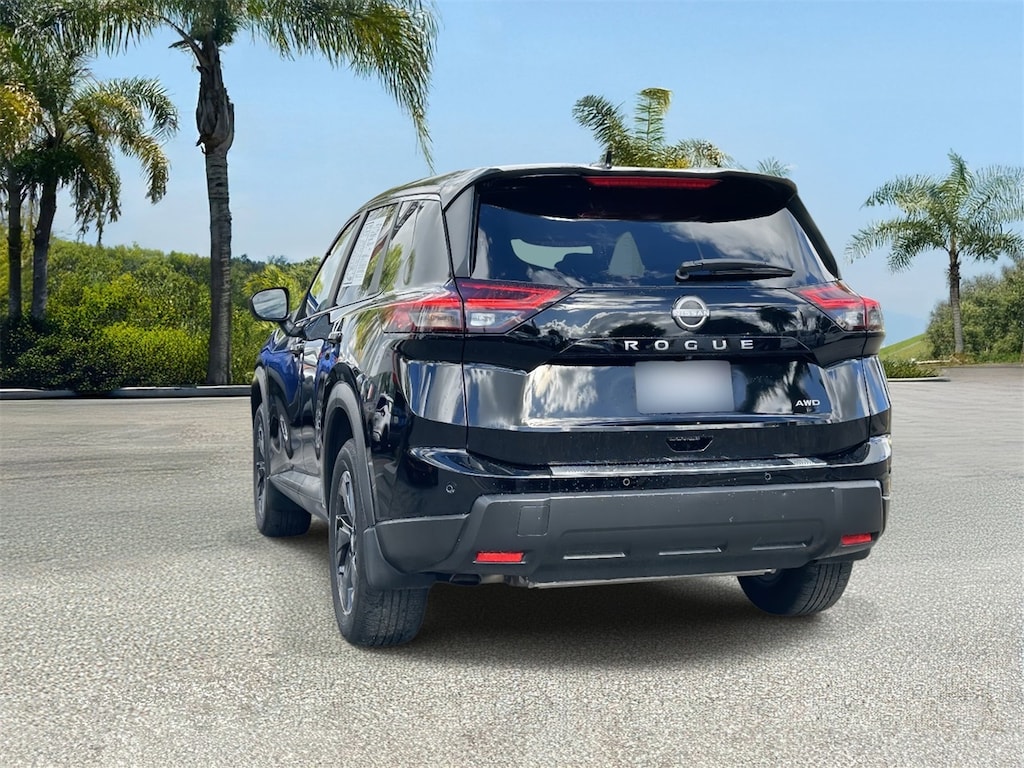 Certified 2025 Nissan Rogue SV SUV