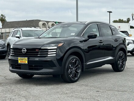 2026 Nissan Kicks SR SUV