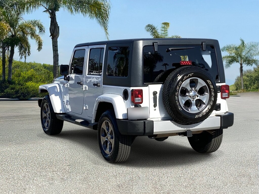 Used 2018 Jeep Wrangler JK Unlimited Sahara SUV