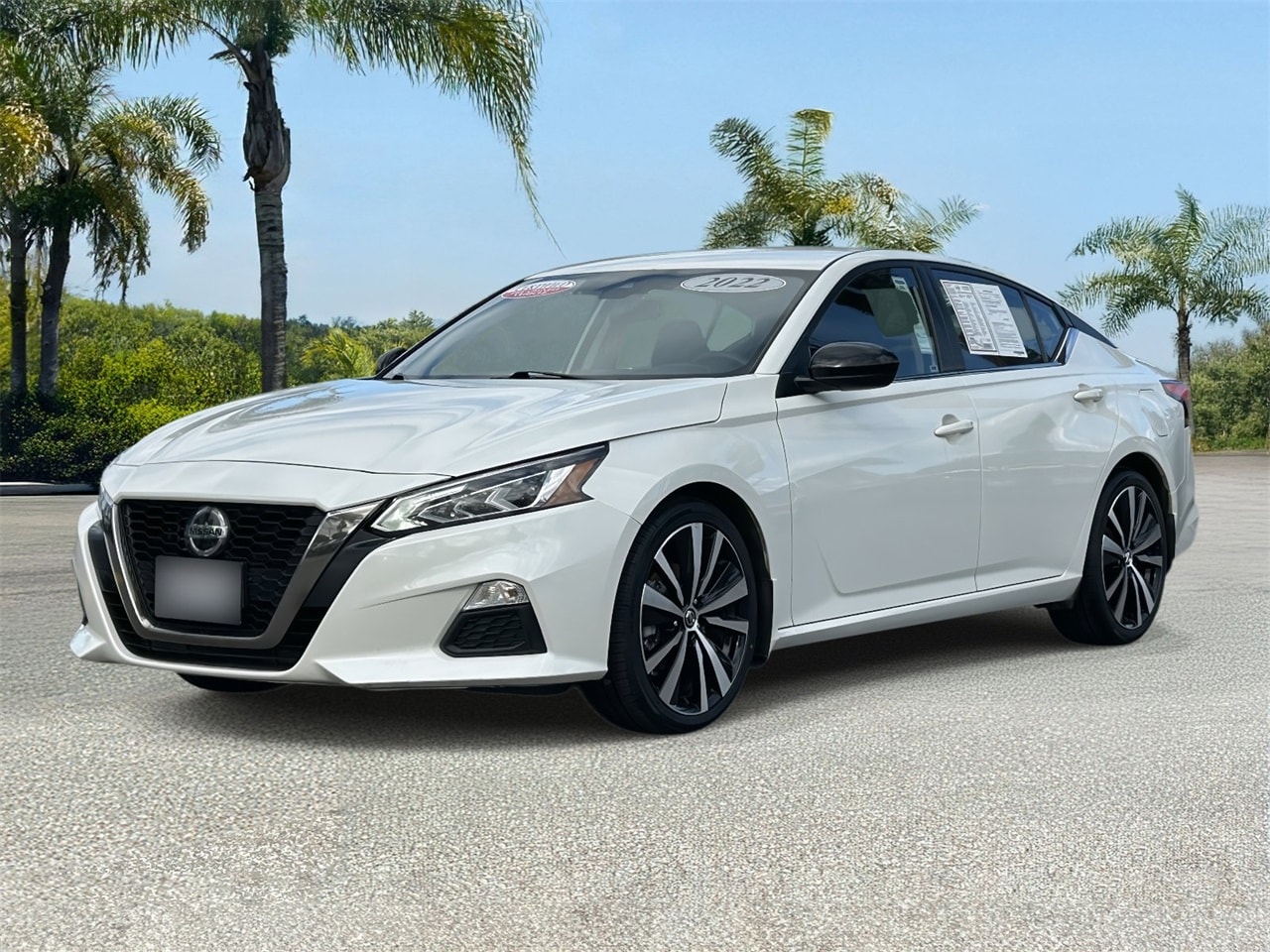 2022 Nissan Altima SR