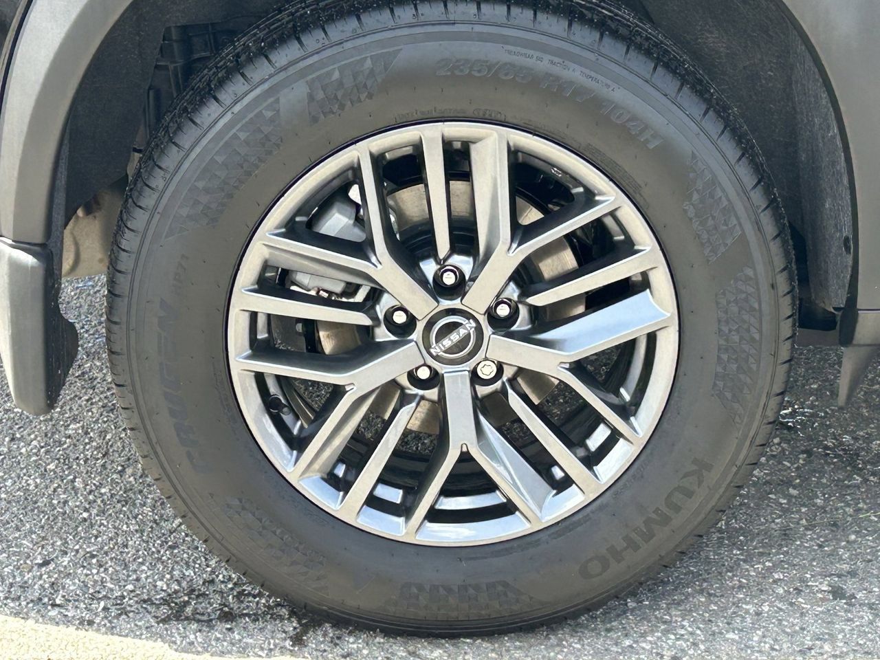 2026 Nissan Rogue S photo 3