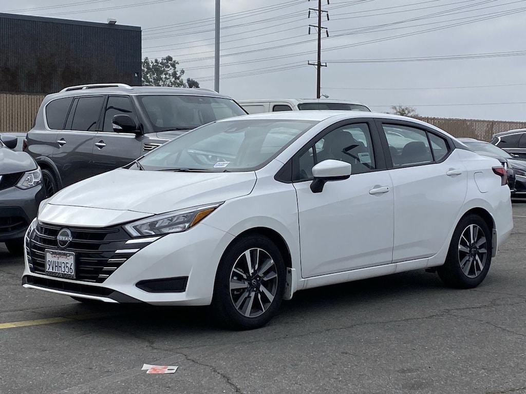 Certified 2025 Nissan Versa 1.6 SV Sedan