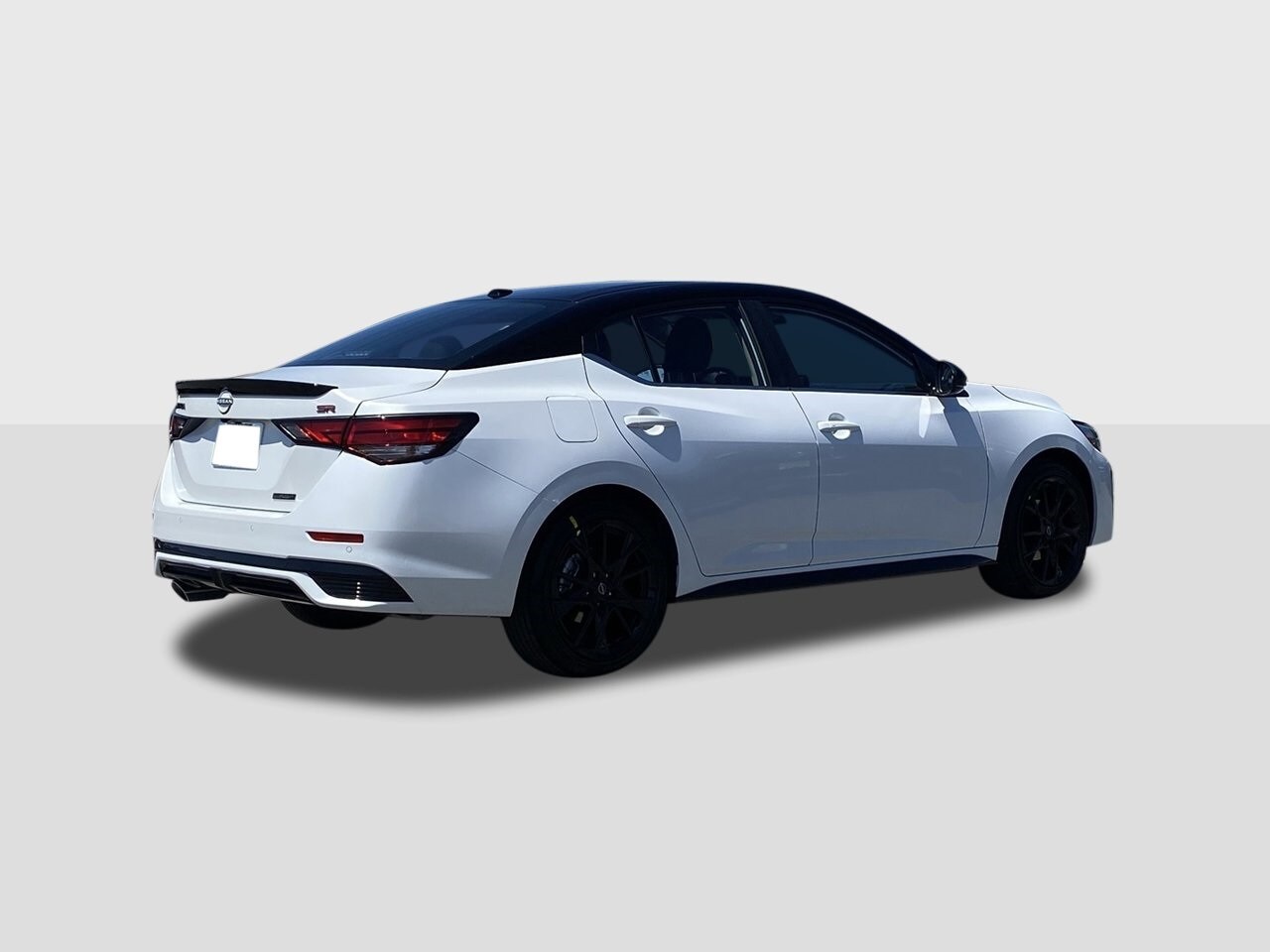 2025 Nissan Sentra SR photo 4