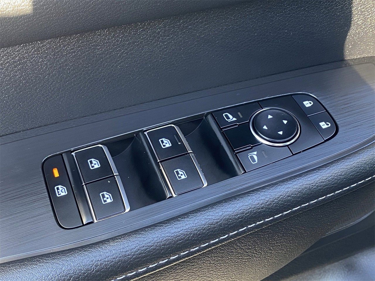 2026 Nissan Armada SV - Photo 15